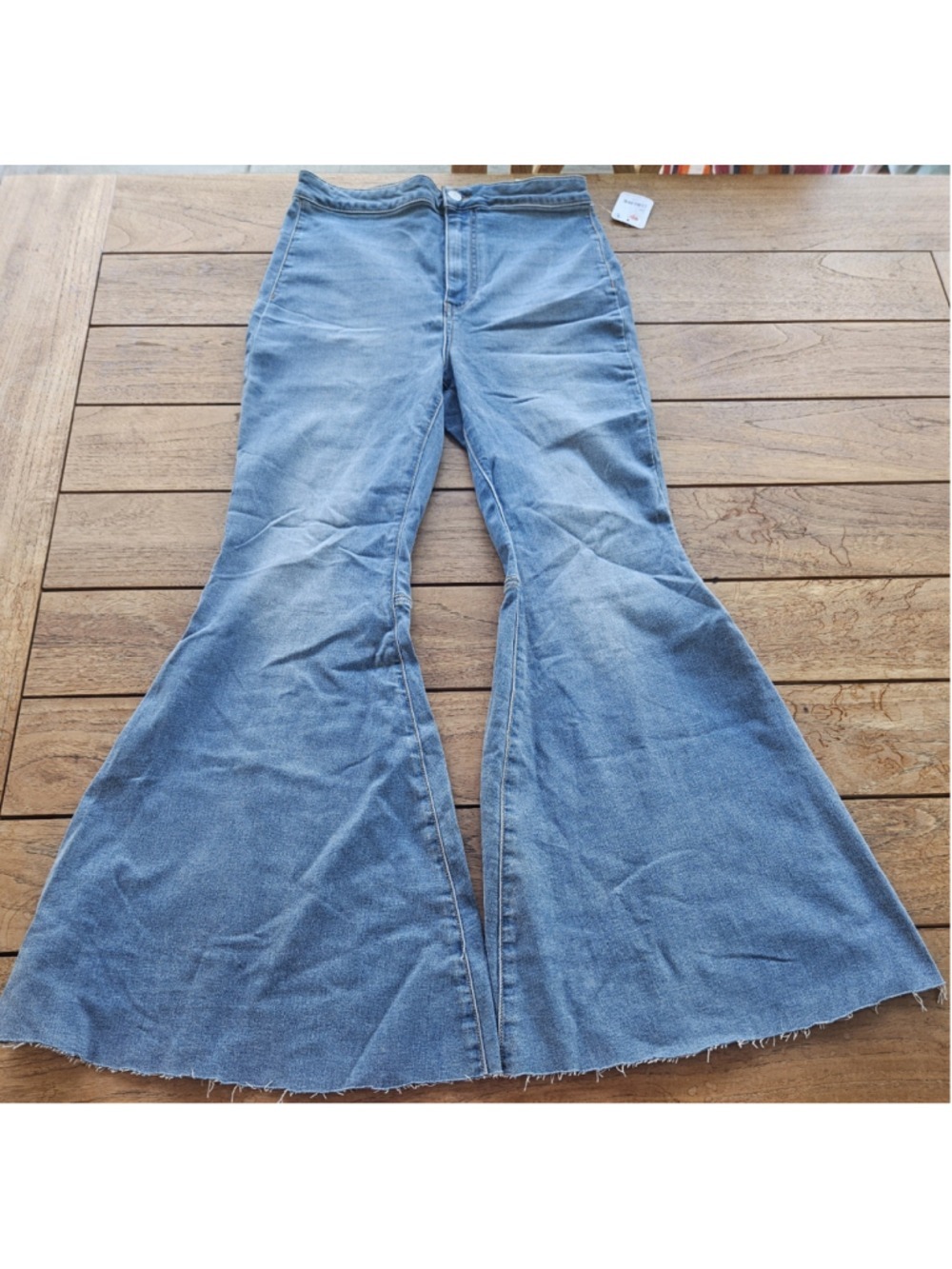 NWT We The Free Just Float On Flare Bell Bottom Jeans in Love Letters Size 30 - Picture 2 of 8